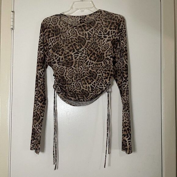 Princess Polly Cheetah leopard brown sheer long sleeve cinch side crop top - Picture 5 of 5